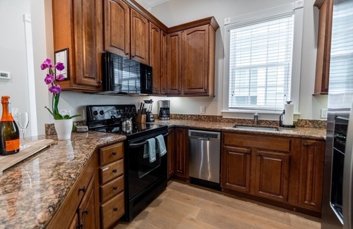 Old Town House | Lighthouse Suites Collection