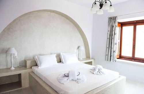 Kampos Villa | Liginou Studios and Suites
