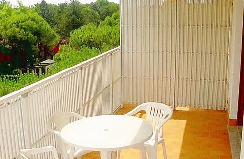 Lignano Riviera Apartment | Lignano, apartment with living room and bedroom - B -