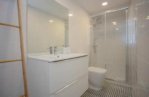 Uniao de Freguesias do Centro Apartment | Liiiving in Porto | Terrace & Sunny Apartment