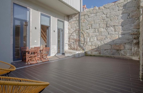 Uniao de Freguesias do Centro Apartment | Liiiving in Porto | Terrace & Sunny Apartment