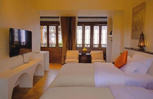 Gucheng House | Lijiang Old Town Baye Liangpin Inn