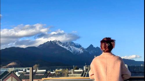 Shuhe Old Town House | Lijiang Painted Mountain Cloud House Boutique B&B