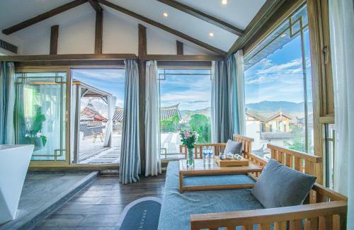 Dayan Old Town Hotel | Lijiang View Holiday Inn