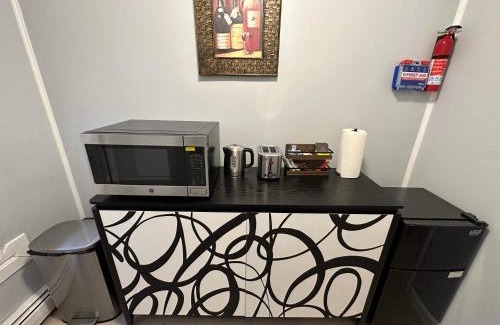 Pawtucket Apartment | Like 4-star hotel, but cheaper!