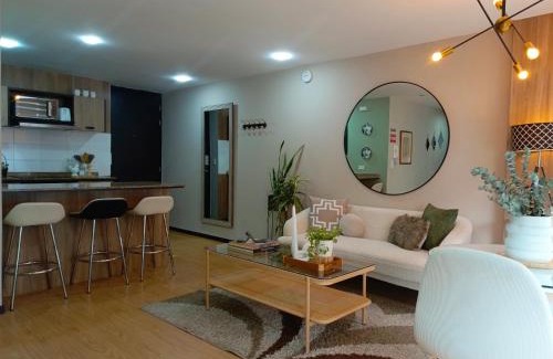 La Mariscal Apartment | Like a Home - 2Bedrooms - QueenBed - Balcony - Parking - 7Th FLOOR