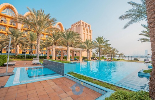 Palm Jumeirah Apartment | Like Home - P132 Coastal Luxury – 2BHK with Stunning Sea Views