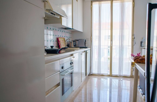 Les Baumettes Apartment | Like in a boat - 2 BR with big balcony in front of the sea
