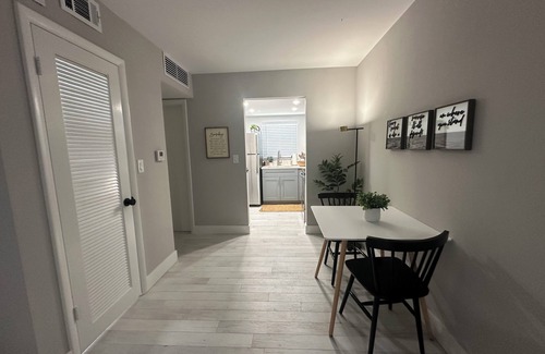 Deerfield Beach Apartment | Like New - Studio Apartment with Separate Kitchen, Wifi & DirectTV
