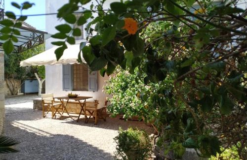 Galaxidi Villa | Liknon Guesthouse Villa