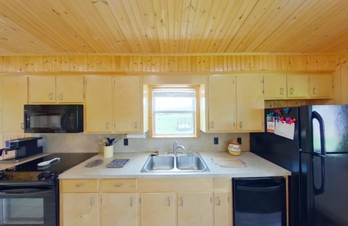 Caddo Gap Cottage | Lil Caddo Cabin on the Caddo River