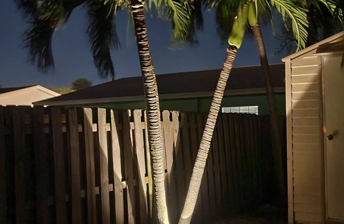 Hutchinson Island South House | Lil Island Beach House Coastal Pet Friendly Escape w/Patio & Private Beach
