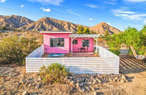 Morongo Valley House | Lil Pink - Million Dollar Views on 2 acres!