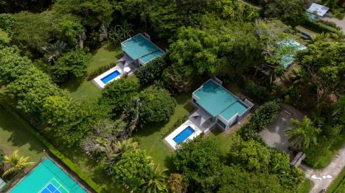 Cahuita Villa | Lilan Nature, Modern House N°1, private swimming pool.