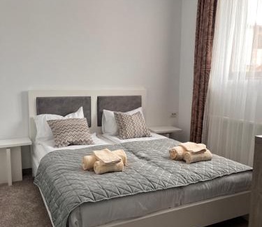 Anina House | Lili's
