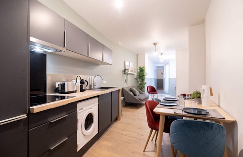Lille Apartment | Lille Centre: 2bed 2bath apartment!