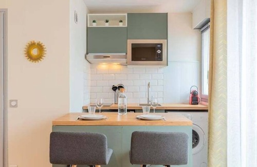 Lille Centre Ville Apartment | Lille Hypercentre equipped studio for 2 people!