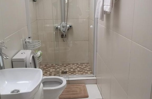 Butterworth House | Lillies Guest lodge