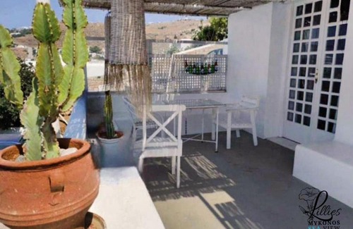 Tourlos House | Lillies Mykonos Sea view Studios