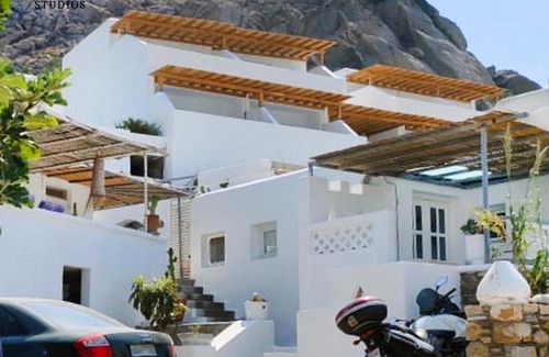 Tourlos House | Lillies Mykonos Sea view Studios