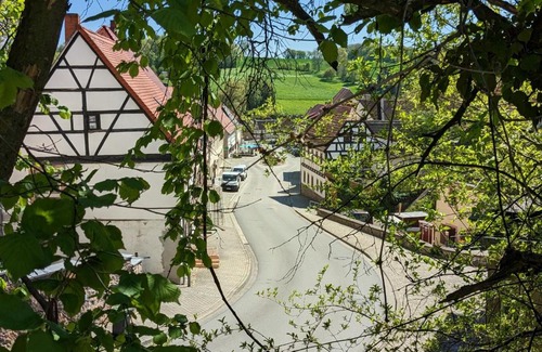 Kohren-Sahlis House | Lilly im Dorfe
