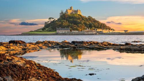 Mousehole House | Lilsen Cottage by The Sea