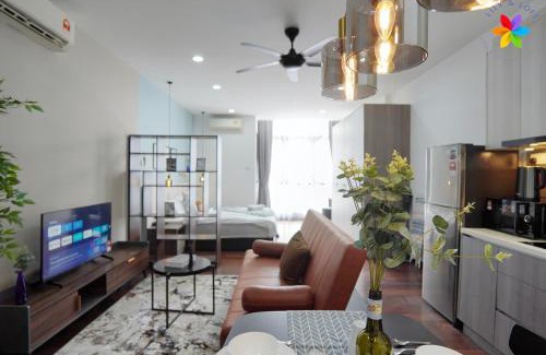 Bandar Sri Permaisuri Apartment | Lily and Loft - Queensville @ Kuala Lumpur - Netflix