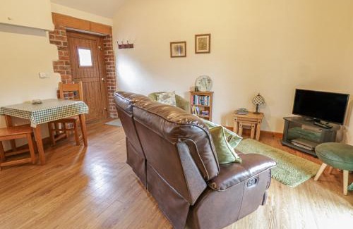 Bont Newydd House | Lily Cottage