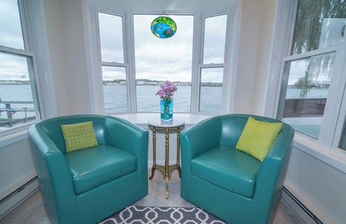 Sturgeon Bay Cottage | Lily Pad, a Door County Waterfront Cottage in Sturgeon Bay