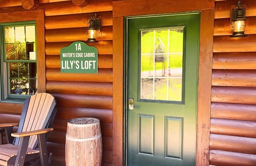 Millersburg Cabin | Lily's Loft at Water's Edge Cabins