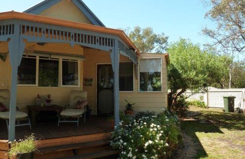 Raymond Island Bed & Breakfast | Lilys by the Lake
