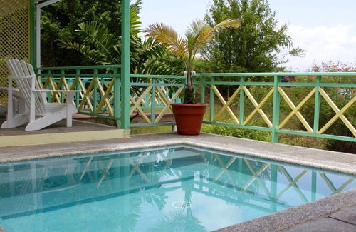 Black Rock House | Limbo Townhouse/5 mins from beach