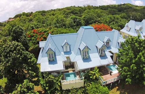 Black Rock House | Limbo Townhouse/5 mins from beach