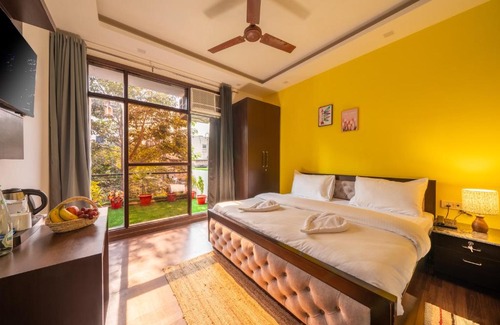 Kailash Colony Bed & Breakfast | Lime Boutique B&B GK-1 at Kailash Colony Metro , Greater Kailash near Eros Hotel Nehru Place