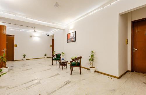 Sector 39 Hotel | Lime Tree Premier near Medanta Medicity