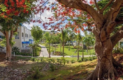 Flag Hill Apartment | Lime Tree Resort Sea View 1 BR