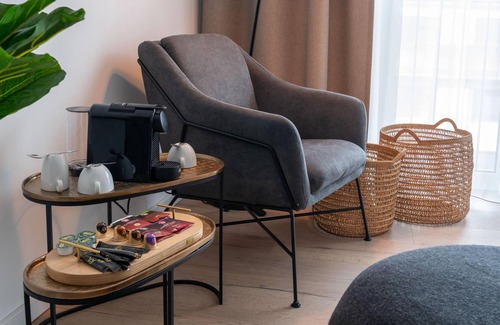 Bahnhofsviertel Apartment | limehome Frankfurt Gutleutstr. | Suite XL