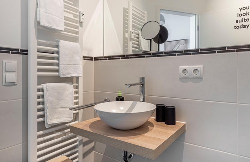 Old Town Apartment | limehome Leipzig Am Brühl | Single Suite