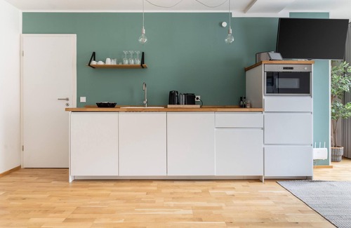 Zentrum-West Apartment | limehome Leipzig Jahnallee | Suite XL+terrace (LT)
