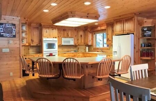 Island Park House | Limelight Lodge-Waterfront-Boat Dock-WiFi