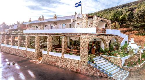 Monolithos Hotel | Limeri Traditional Guest House