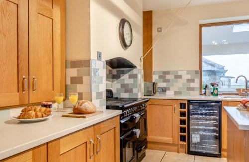 Newton Grange House | Limestone Cottage