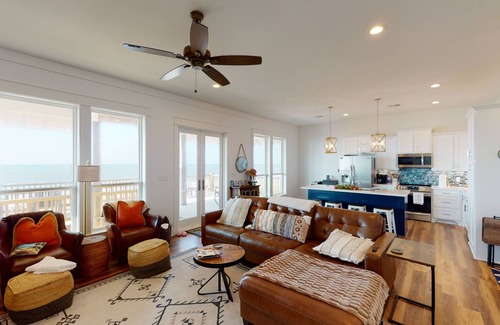 Port Bolivar House | Limin' on Bolivar - Where it's "Laid back as life should be"