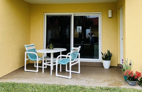 Brown Condo | Limited Time Offer-Exclusive Beachfront Retreat Walk-Out Unit to Ocean