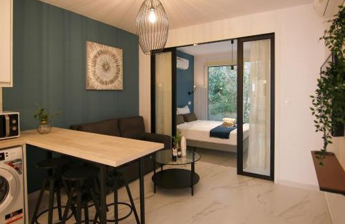 Paphos Apartment | Limnaria 123 Seaside Romantic Flat