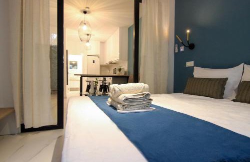 Paphos Apartment | Limnaria 123 Seaside Romantic Flat