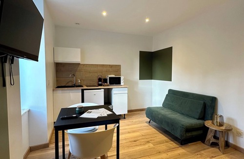 Limoges Apartment | Limoges Sud-lescinqsuites/le Saint Laurent - Dabnb