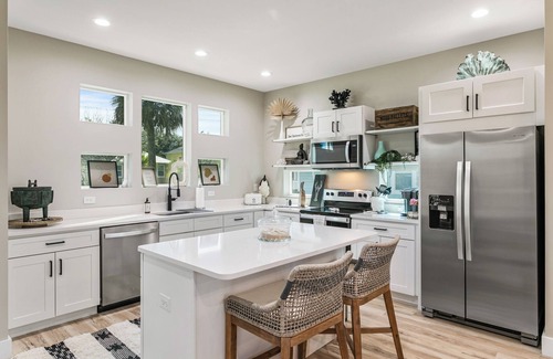 Lincolnville House | Lincoln's Villa; True luxury & high-end decor