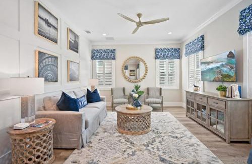 Downtown Historic District House | Lincolnville Luxe Upscale Home in Heart of St Aug
