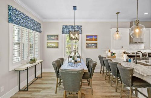 Downtown Historic District House | Lincolnville Luxe Upscale Home in Heart of St Aug